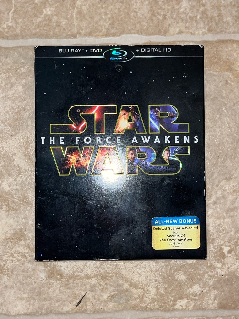 NWT Star Wars: The Force Awakens - Blu-ray + DVD + Digital HD (Black)